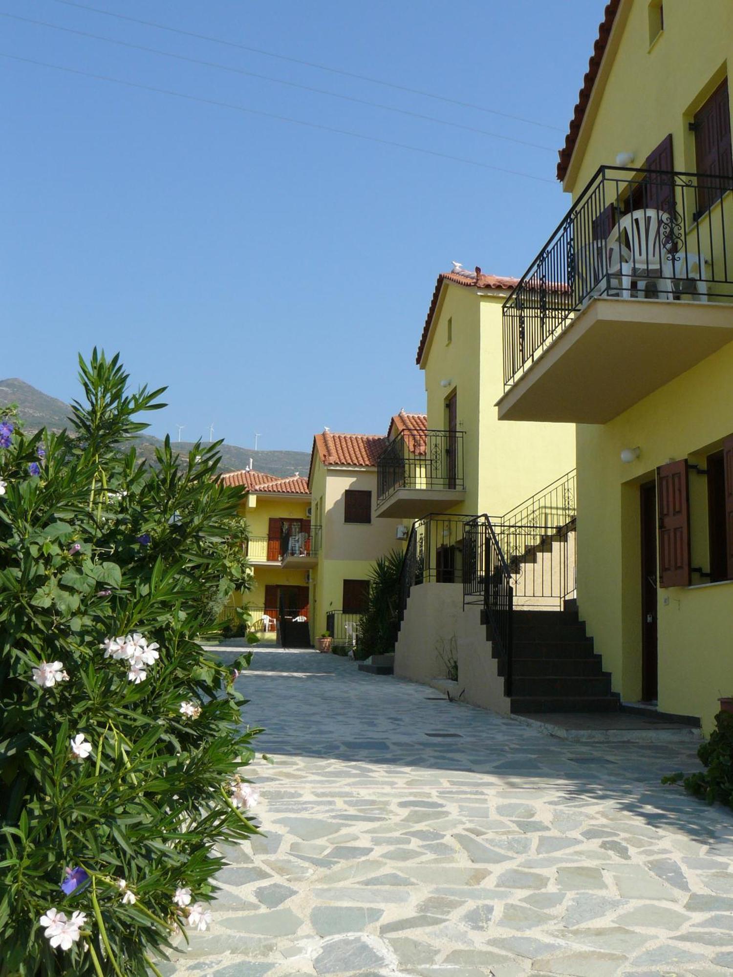 Stella Apartments Marathókambosz Kültér fotó
